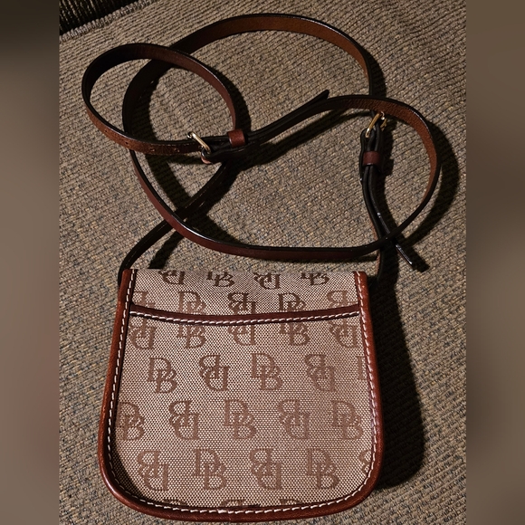 Dooney and Bourke Monogrammed Tan Canvas and Leather Mini Crossbody EUC - Picture 3 of 13